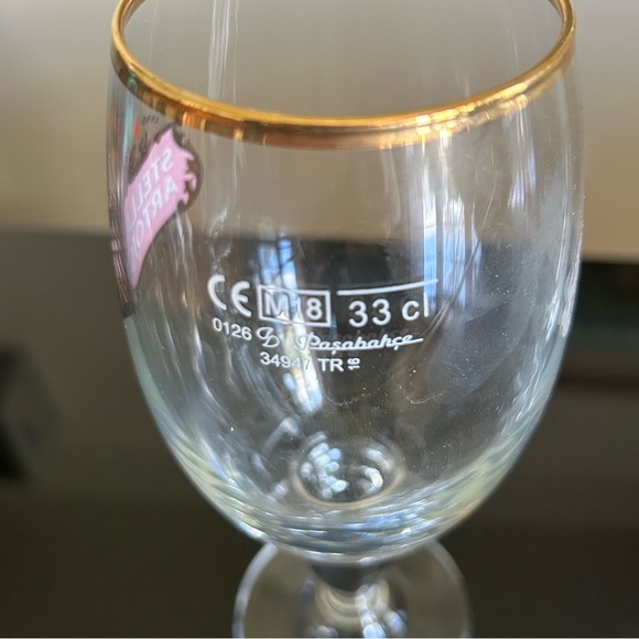 Pair of Stella Artois Glass Chalices - Picture 5 of 5